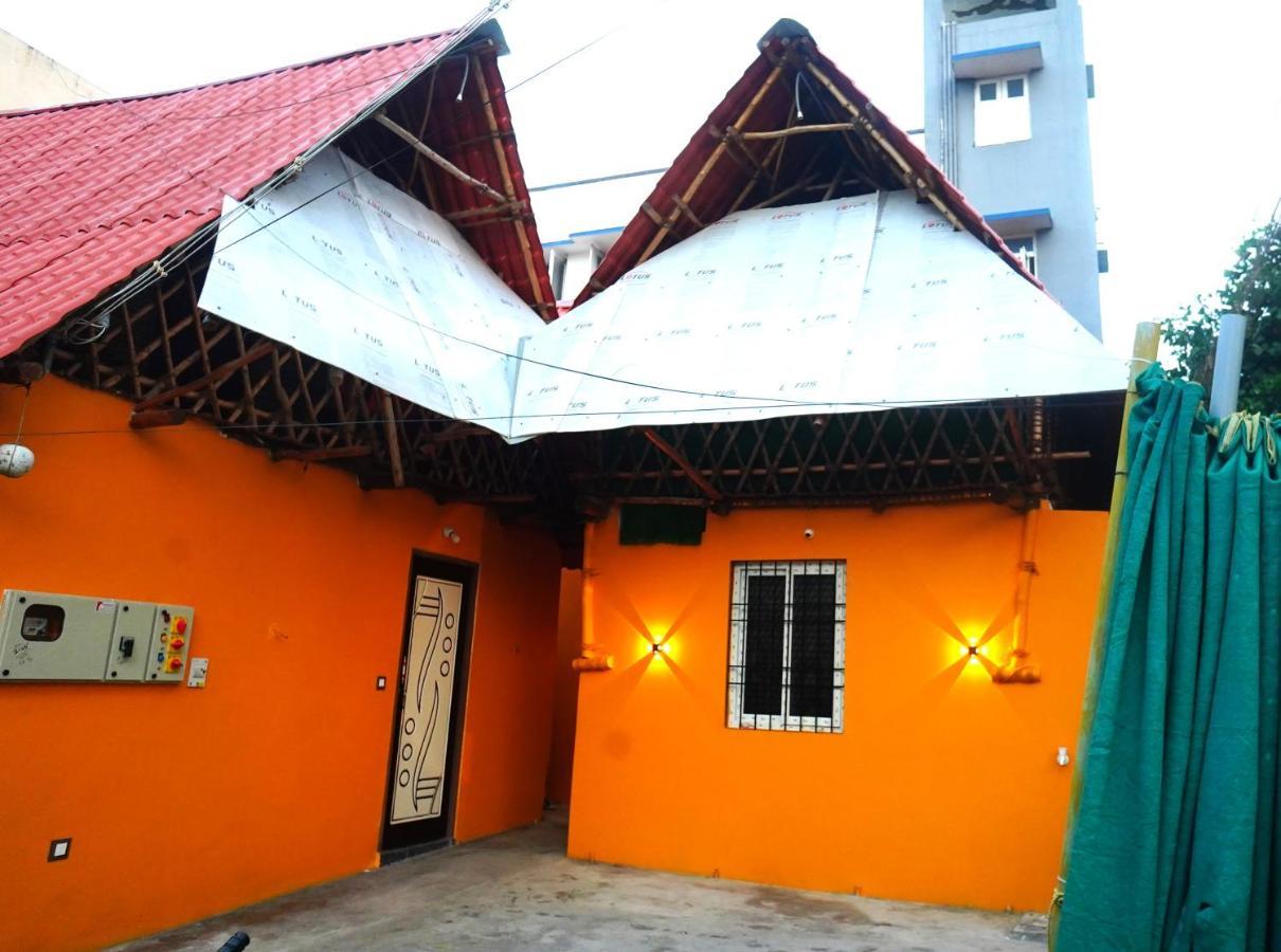 Serenity Bay Home Stay 蓬蒂切里 外观 照片