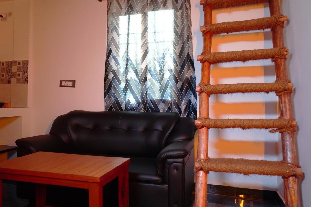 Serenity Bay Home Stay 蓬蒂切里 外观 照片